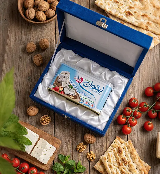 خرید عمده و سازمانی پنیر لیقوان سبد کالای شرکتی از تولید کننده و شرکت و کارخانه رسمی برای رمضان